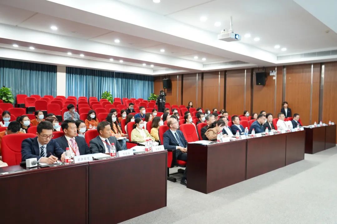 融合創(chuàng)新·引領(lǐng)未來 —— 中藥控股一方制藥&島津尖端技術(shù)交流會暨合作實驗室簽約/掛牌儀式圓滿結(jié)束